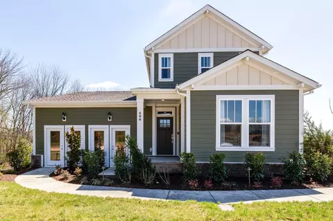 869 Nightingale Ave, Hendersonville, TN 37075