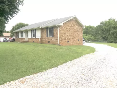 207 Carmack Dr, White House, TN 37188