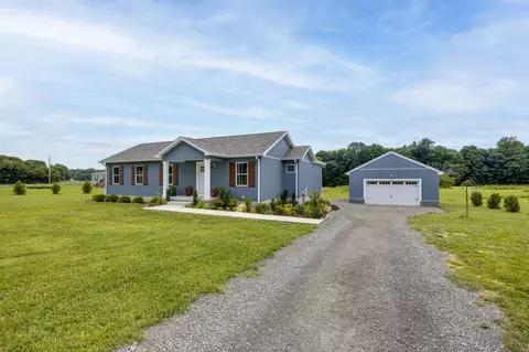 612 Eulia Ln, Westmoreland, TN 37186