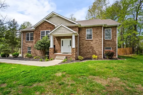 401 Salem Ridge Rd, Clarksville, TN 37040
