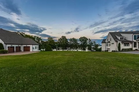 1537 Boardwalk Pl, Gallatin, TN 37066