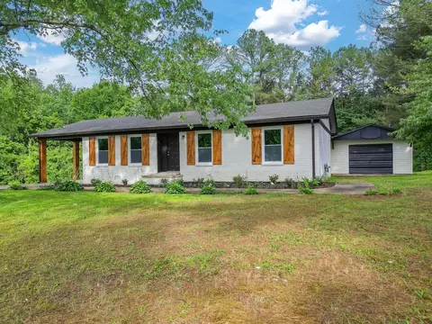 938 Bear Creek Rd, Pinson, TN 38366