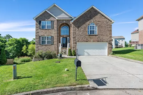 3208 Streamridge Ct E, Antioch, TN 37013