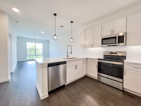 1677 54th Ave N #305, Nashville, TN 37209