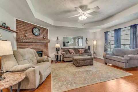 Living - 2115 Moonlite Ct, Murfreesboro, TN 37128 photo 1 of 1