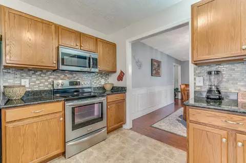 Kitchen - 2115 Moonlite Ct, Murfreesboro, TN 37128 photo 5 of 5
