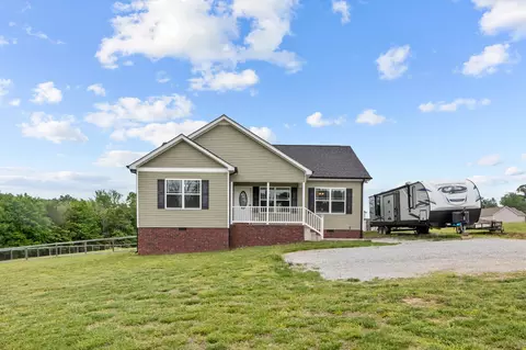 1193 Liberty Rd, Charlotte, TN 37036