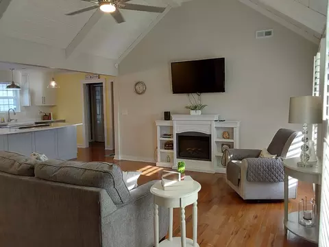 Living - 7145 Lone Eagle Dr, Murfreesboro, TN 37128 photo 2 of 3