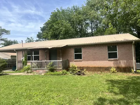 2035 Lynch Dr, Murfreesboro, TN 37130