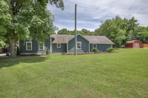 Exterior - 223 Rucker Rd, Murfreesboro, TN 37127 photo 11 of 21