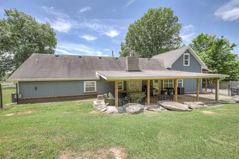 Exterior - 223 Rucker Rd, Murfreesboro, TN 37127 photo 12 of 21