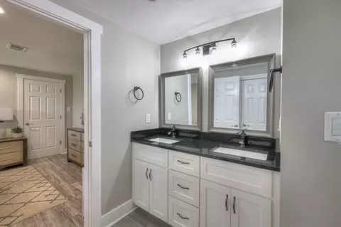Bath - 223 Rucker Rd, Murfreesboro, TN 37127 photo 4 of 5
