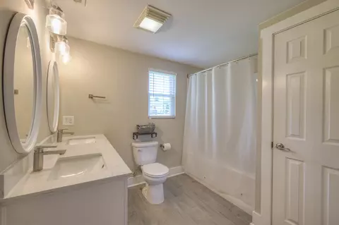 Bath - 223 Rucker Rd, Murfreesboro, TN 37127 photo 1 of 5