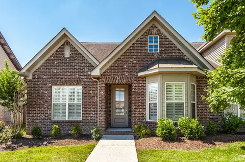 1138 Cavesson Cir, Gallatin, TN 37066