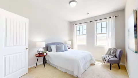 Bedroom - 6306 Birchtree Dr, Murfreesboro, TN 37128 photo 4 of 9
