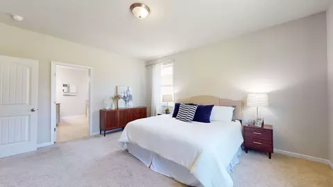 Bedroom - 6306 Birchtree Dr, Murfreesboro, TN 37128 photo 2 of 9