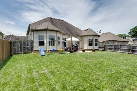 Exterior - 7003 Nickalus Way, Spring Hill, TN 37174 photo 7 of 8