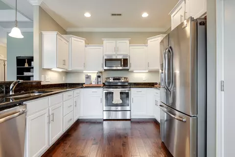 Kitchen - 7003 Nickalus Way, Spring Hill, TN 37174 photo 2 of 4
