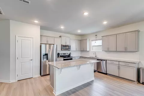 2917 Eckersley Dr, Murfreesboro, TN 37128 photo 7