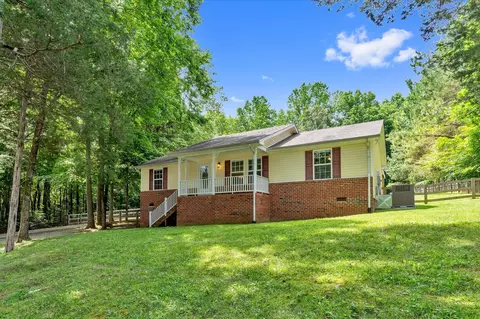 1044 Phillip Dr, Portland, TN 37148