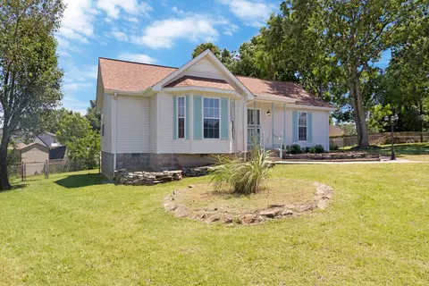 1009 Topview Trl, La Vergne, TN 37086