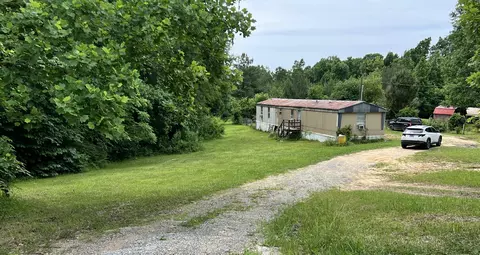 10338 Chappell Cemetery Rd, Bon Aqua, TN 37025