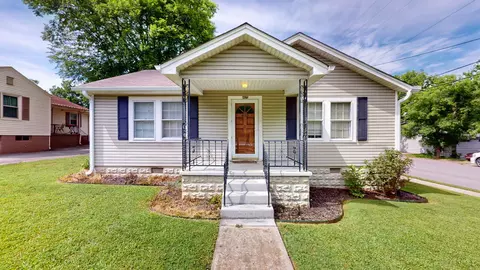 405 Swanson Blvd, Fayetteville, TN 37334
