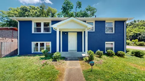 3200 Panorama Dr, Nashville, TN 37218