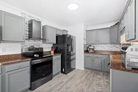 1314 Loren Cir, Clarksville, TN 37042