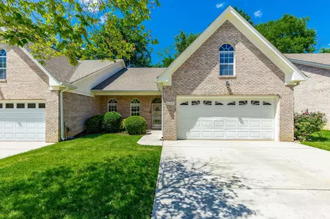 6209 Amber Brook Dr, Hixson, TN 37343