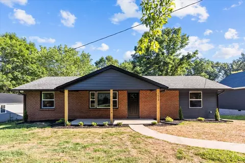 1614 Hill St, White Bluff, TN 37187