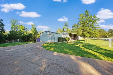 752 Walnut Grove Rd, Dover, TN 37058 photo 2