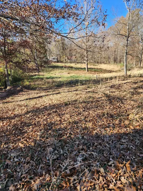 1716 Bend Rd, Clarksville, TN 37040