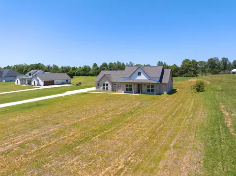 158 Connor Ln, Lexington, TN 38351