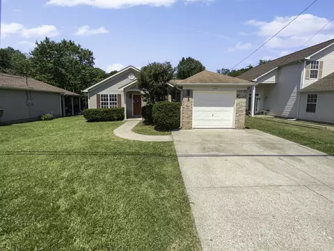 4408 Stoneview Dr, Antioch, TN 37013