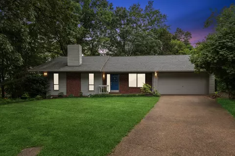 2601 Mesa Dr, Nashville, TN 37217