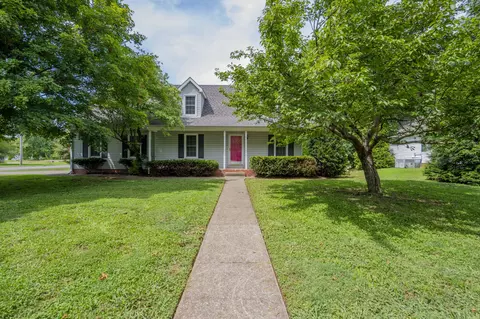 2338 Briar Bend Dr, Murfreesboro, TN 37128