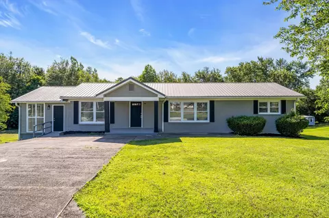 291 Old Huntsville Rd, Fayetteville, TN 37334