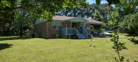 20 Harper Dr, Fayetteville, TN 37334