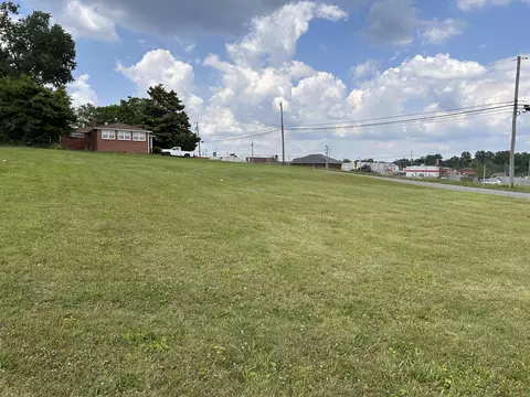 750 N Chancery St, Mcminnville, TN 37110