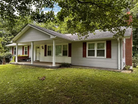 8412 Betts Rd, Greenbrier, TN 37073