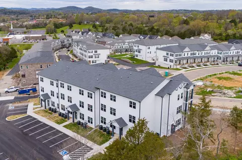 482 Portsdale Dr #8, Brentwood, TN 37027