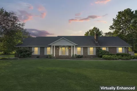 1859 James Dr, Murfreesboro, TN 37129