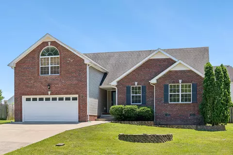 1236 Viewmont Dr, Clarksville, TN 37040
