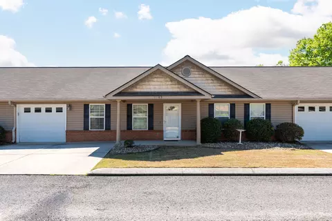 1803 Cedar Creek Dr, Rossville, GA 30741