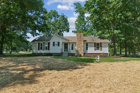 101 Rouse Rd, Dickson, TN 37055
