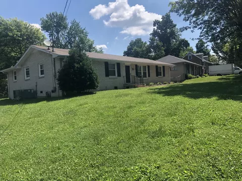605 Topeka Dr, Hermitage, TN 37076