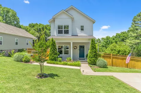 203 Walnut St N, Springfield, TN 37172