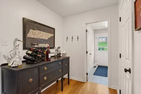 Entry Way - 1050 Glendale Dr, Dickson, TN 37055 photo 1 of 1