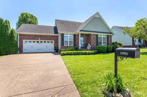 1006 Patterson St, Spring Hill, TN 37174